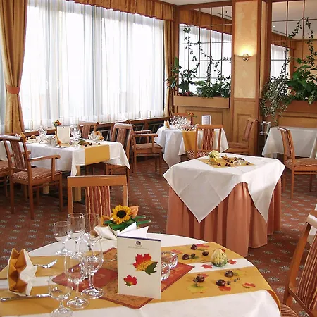 Szálloda Steglitz International