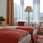 Hotel Steglitz International 4*