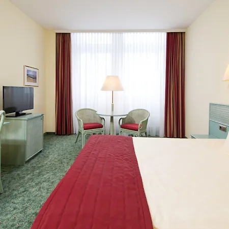 Steglitz International 4*
