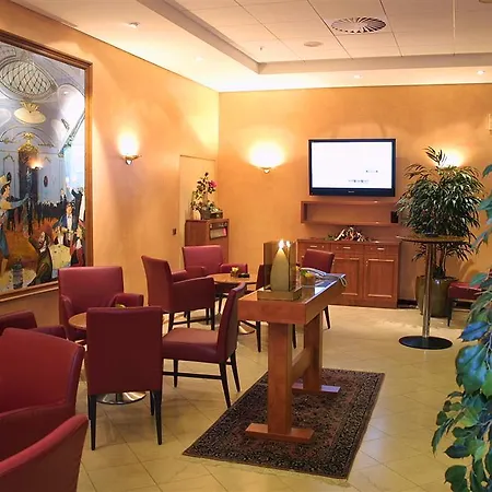 Steglitz International 4*