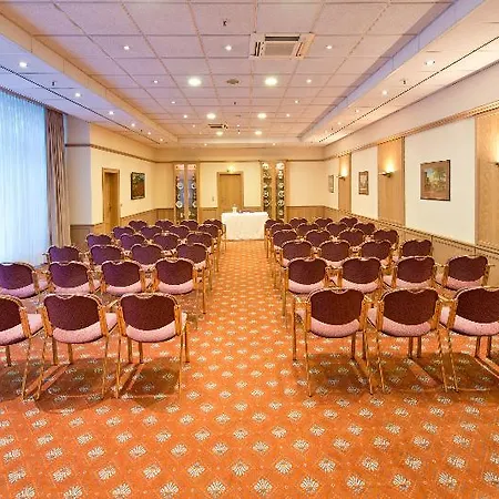 Hotel Steglitz International 4*