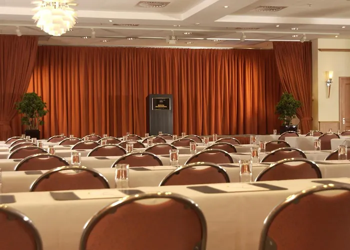 Steglitz International Hotel 4*