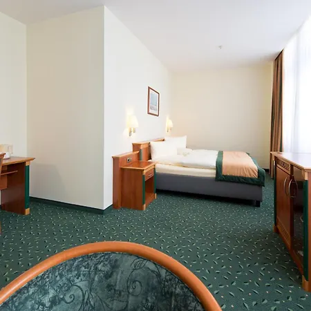 Hotel Steglitz International 4*